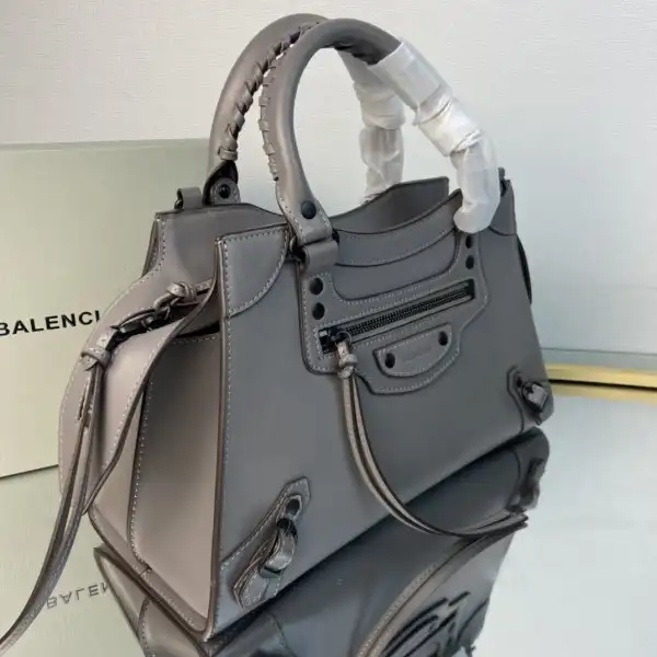 Tony Luxuries BALENCIAGA NEO CHANELASSIC SMALL TOP HANDLE BAG 0127