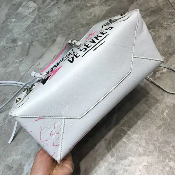 Tony Luxuries BALENCIAGA CHANELASSIC CITY GRAFFITI 0127