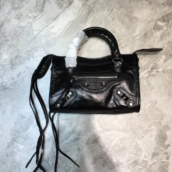 Tony Luxuries BALENCIAGA CHANELASSIC CITY 0127