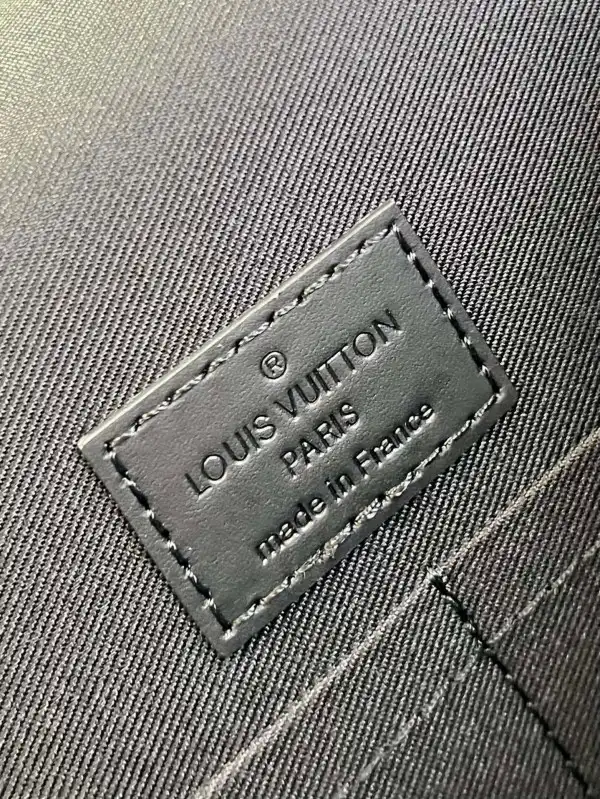 Tony Luxuries LOUIS VUITTON S LOCK BRIEFCASE 0129