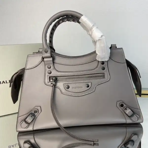 Tony Luxuries BALENCIAGA NEO CHANELASSIC SMALL TOP HANDLE BAG 0127