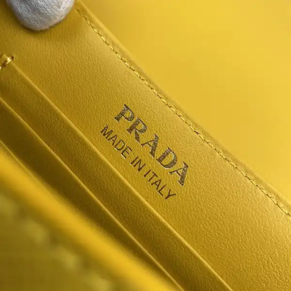 Tony Luxuries PRADA Saffiano Leather 0202