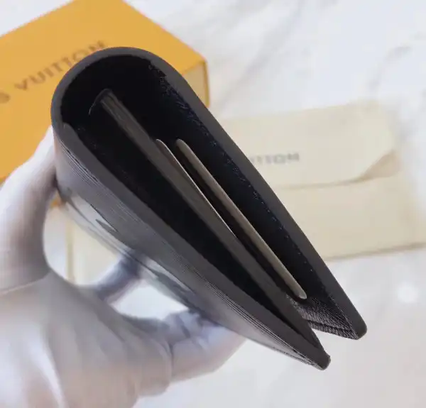 Tony Luxuries Louis Vuitton Supreme wallet 0203